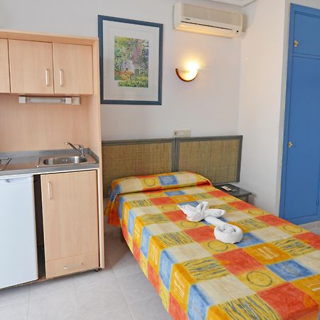 Aparthotel Vibra Del Mar - Adults Only Сан-Антонио-Абад Экстерьер фото